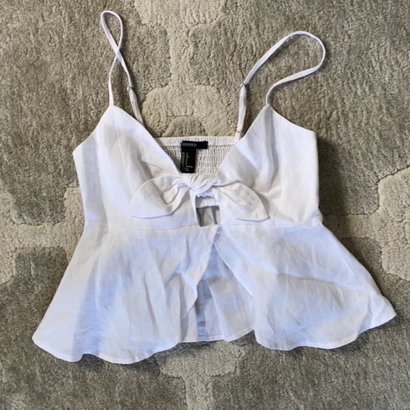 White tie front crop top - Picture 7 of 10